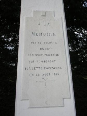 Leernes - monument du 28e R.I. - détail - 18.3 ko Leernes - monument du 28e R.I. - détail - 18.3 ko