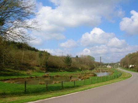 Robelmont - route entre Bellevue et Robelmont - 22.8 ko Robelmont - route entre Bellevue et Robelmont - 22.8 ko