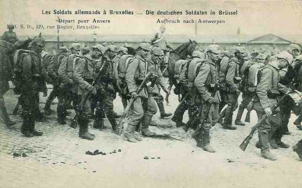 Soldats allemands se dirigeant vers Anvers - 32.8 ko Soldats allemands se dirigeant vers Anvers - 32.8 ko