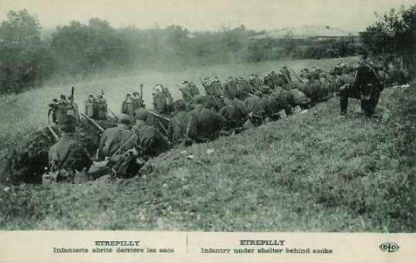 Infanterie franaise  Etrepilly - 27.3 ko