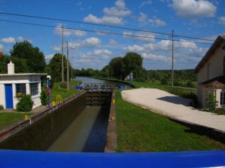 Lagarde - canal de la Marne au Rhin - 27.4 ko